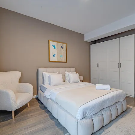 Grand Stamboliyski - Luxury 150sqm 2br & 2 Bath Apartamento Sófia